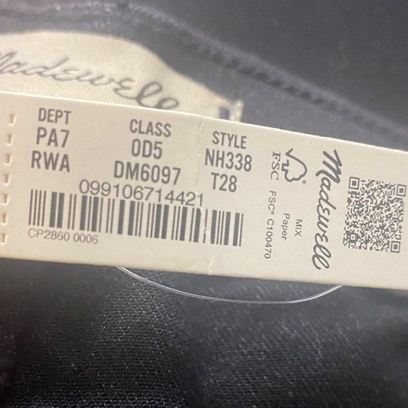 Madewell Women's Size 28 Tall Slim Straight Leg Faded Black NWT Jeans - Picture 9 of 9